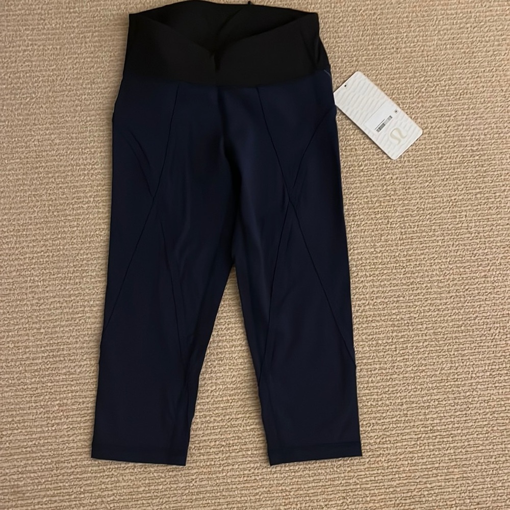 Pedal crop legging